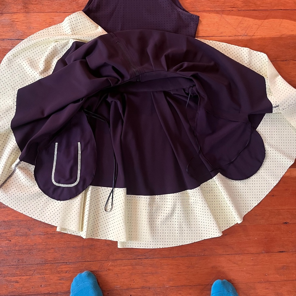 Lululemon Away Dresssize 8 - Picture 13 of 14